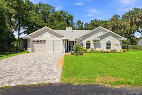 Homes For Sale - 1109 S Chateau Point<br/> Citrus County, Inverness, FL 34450