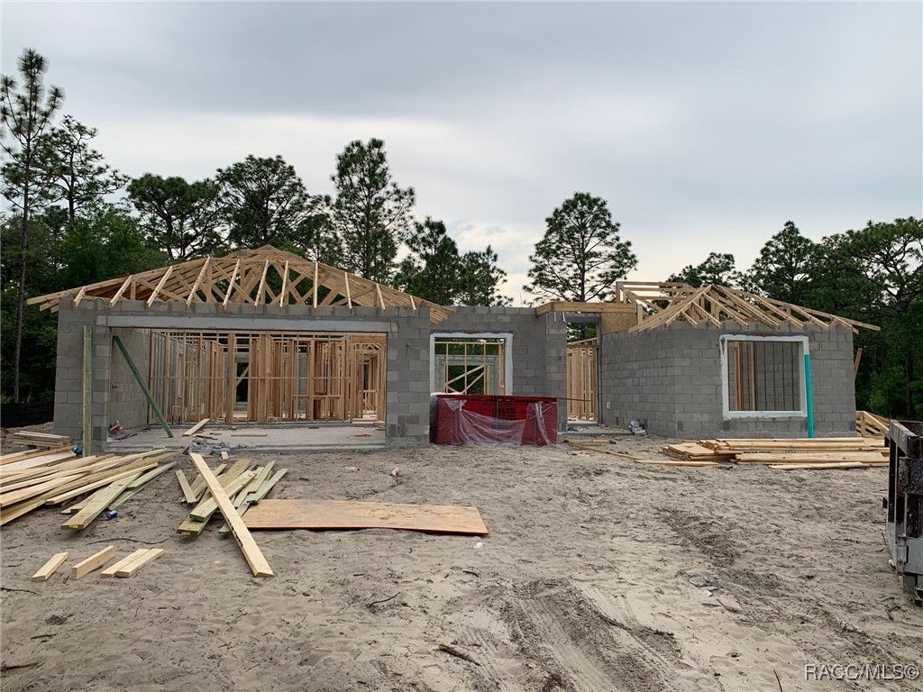 9016 N Lansen Way, Citrus Springs, Florida image 1