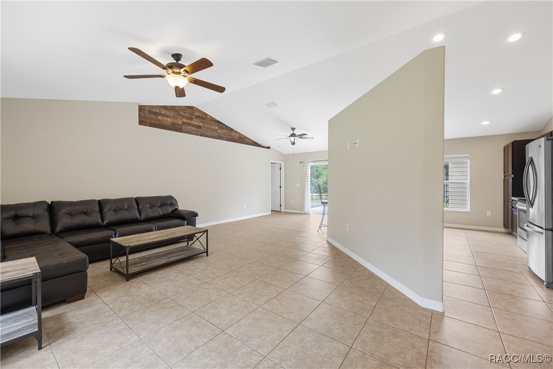 14271 Regency Court, Weeki Wachee, Florida image 11