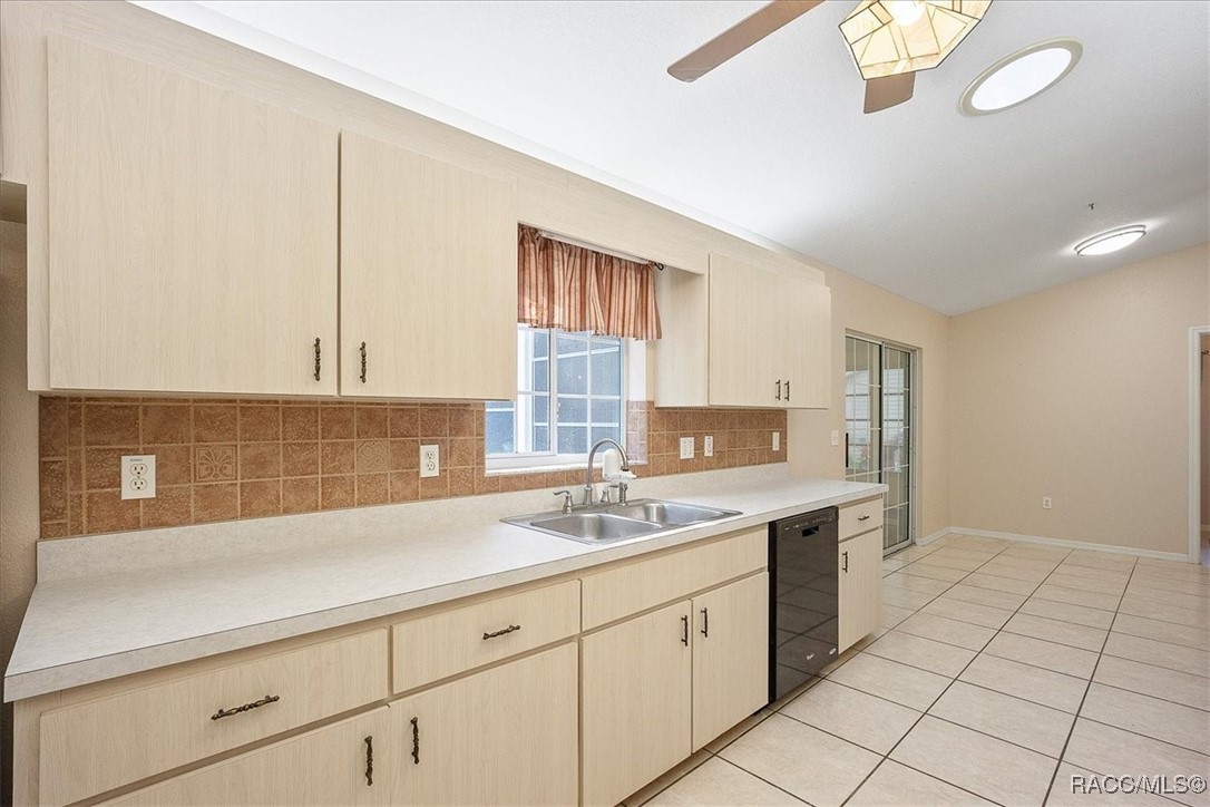 14748 SW 112th Circle, Dunnellon, Florida image 12