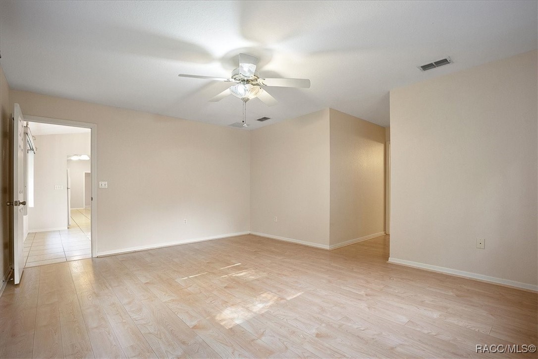 14748 SW 112th Circle, Dunnellon, Florida image 6
