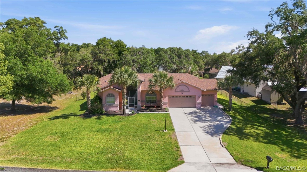 8204 E Fairway Loop