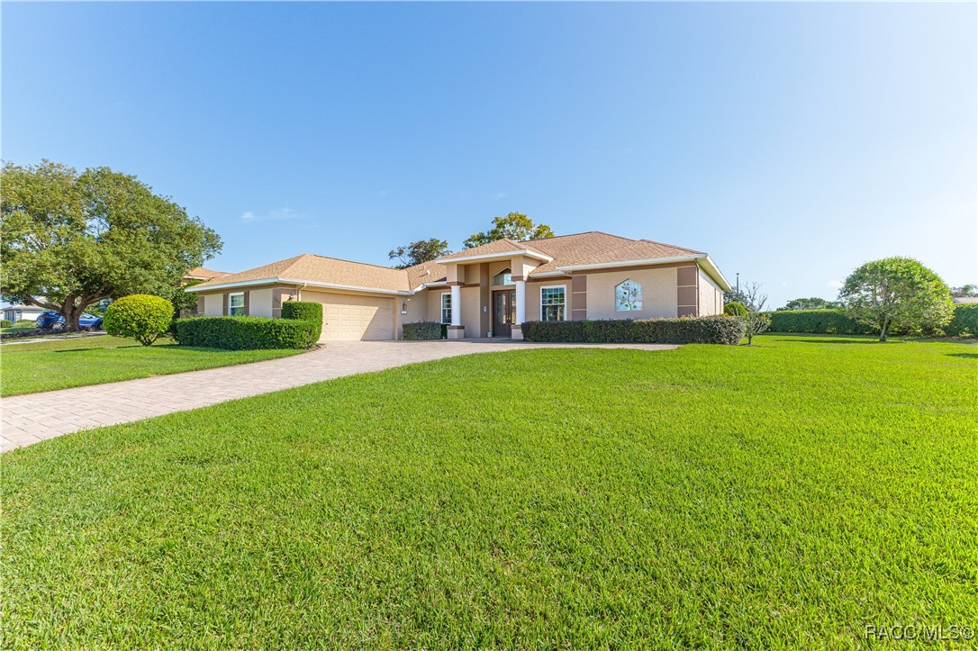 9088 Justine Drive, Weeki Wachee, Florida image 5