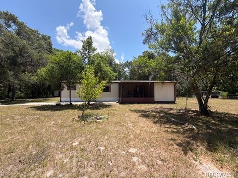 Mobile Home For Sale - 2645 N Crede Avenue<br/> Crystal River, FL 34428