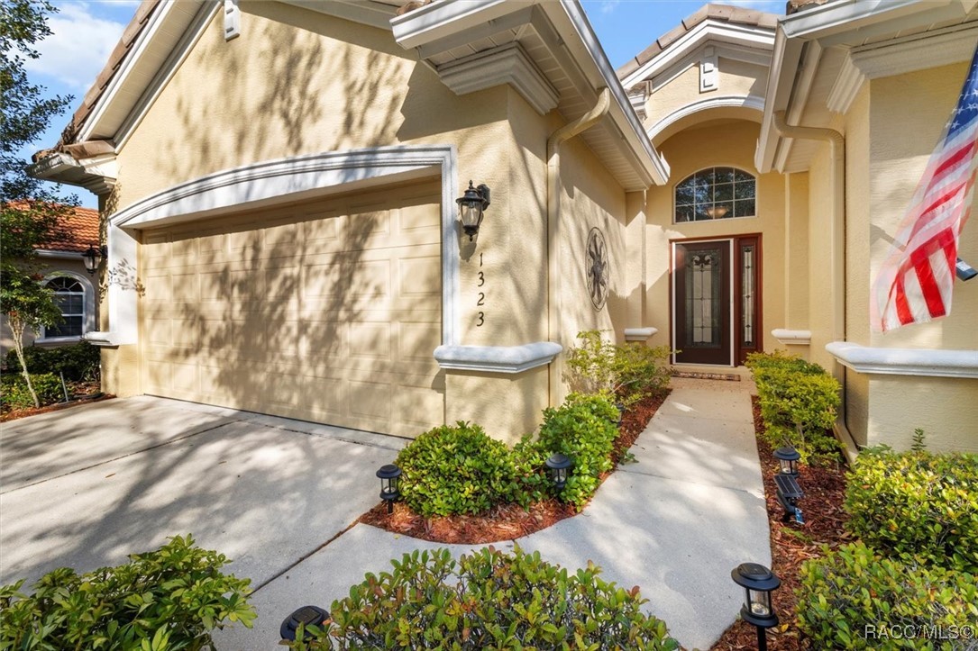 1323 W Skyview Crossing Drive, Hernando, Florida image 2