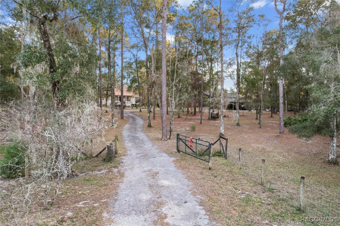 2990 E Stage Coach Trail, Inverness, Florida image 5