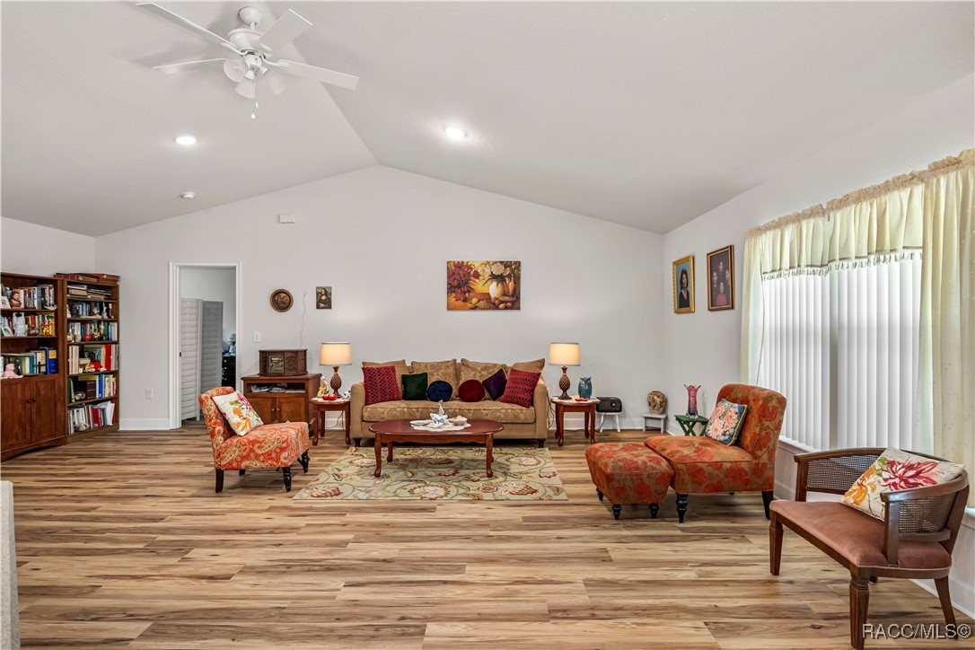 6615 N Darlington Drive, Dunnellon, New York image 18