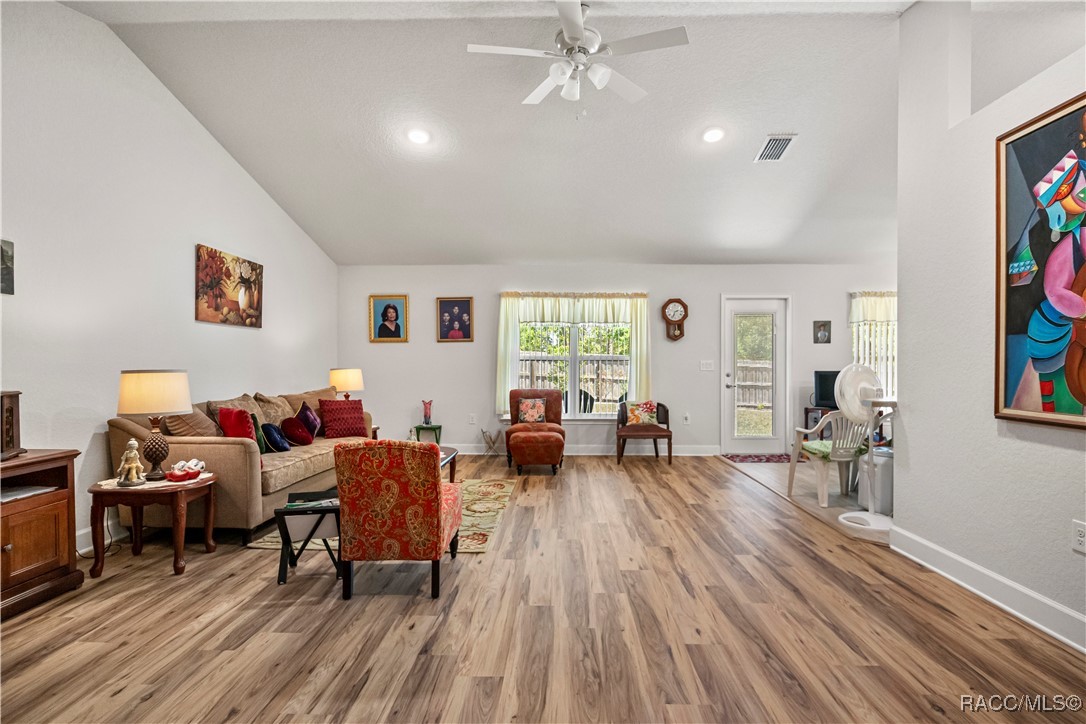 6615 N Darlington Drive, Dunnellon, New York image 9