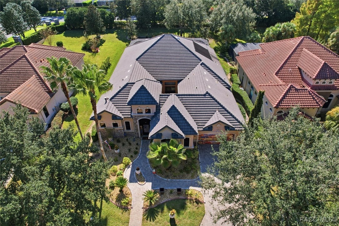 1404 N Ridge Meadow Path