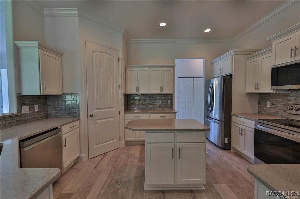 4496 N Elkcam Boulevard, Beverly Hills, Florida image 16