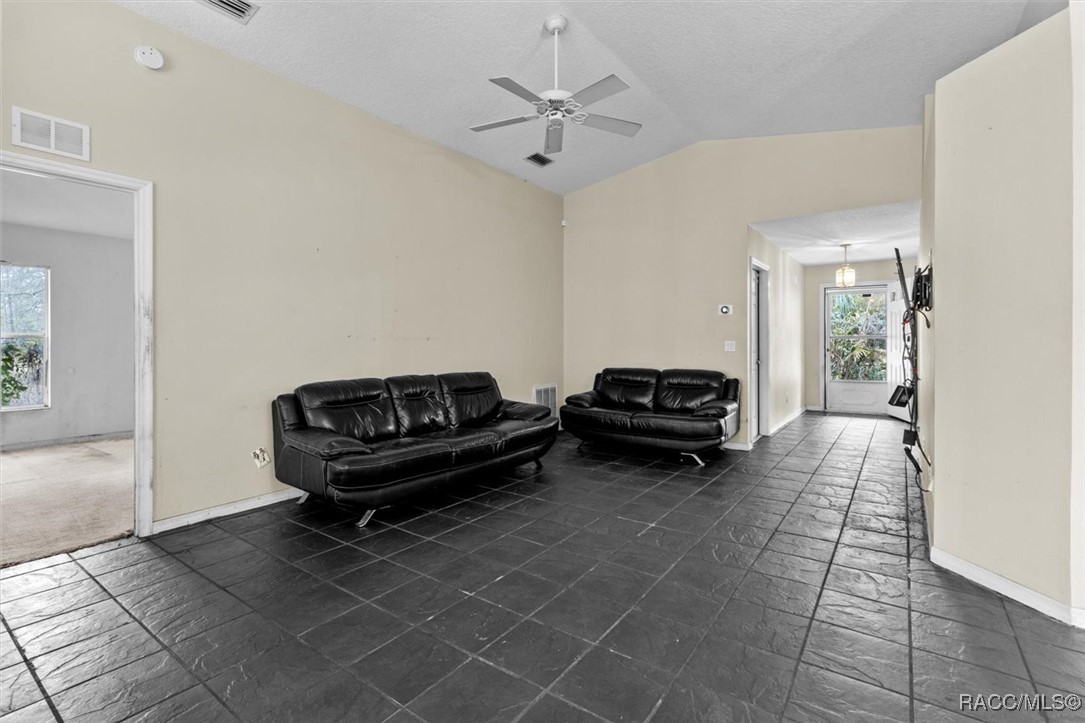 21311 SW Marine Boulevard, Dunnellon, New York image 19