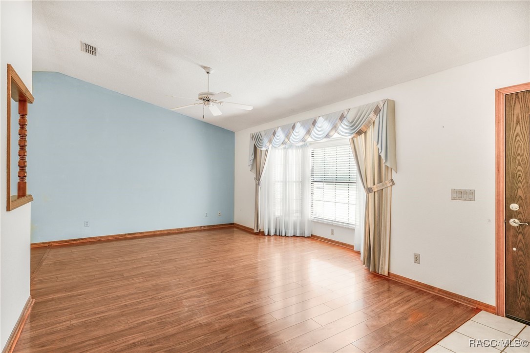 23 Grouse Lane, Levittown, New York image 11