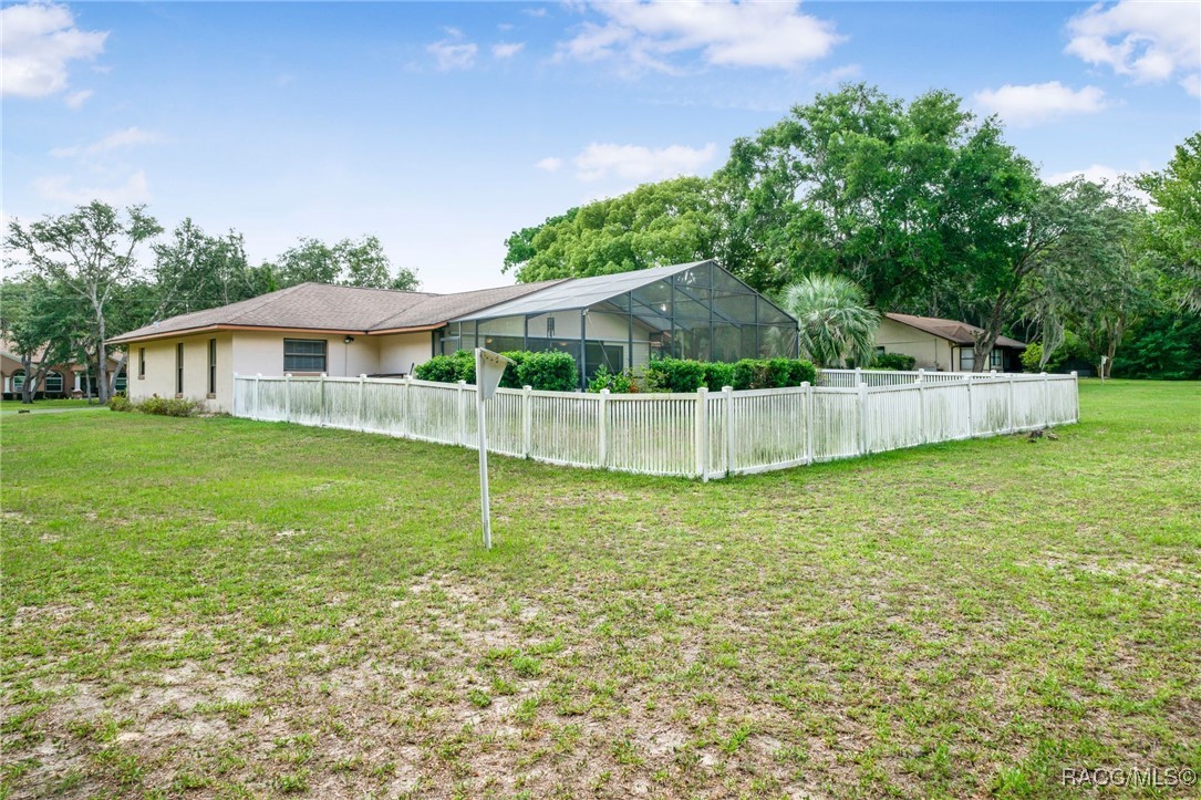 23 Grouse Lane, Levittown, New York image 42