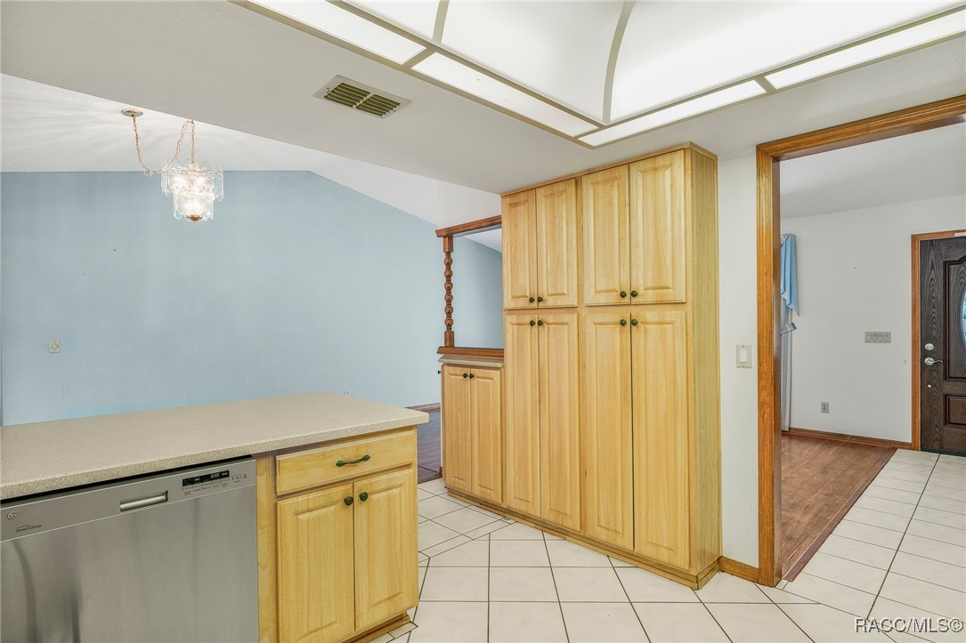 23 Grouse Lane, Levittown, New York image 18
