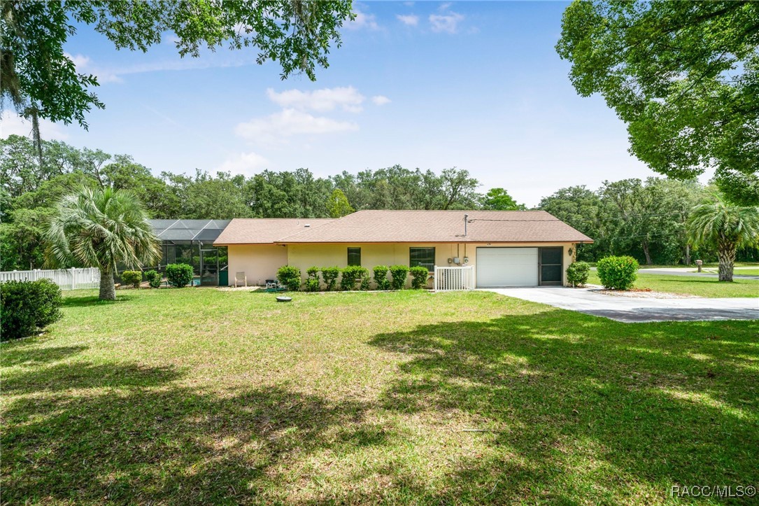 23 Grouse Lane, Levittown, New York image 6