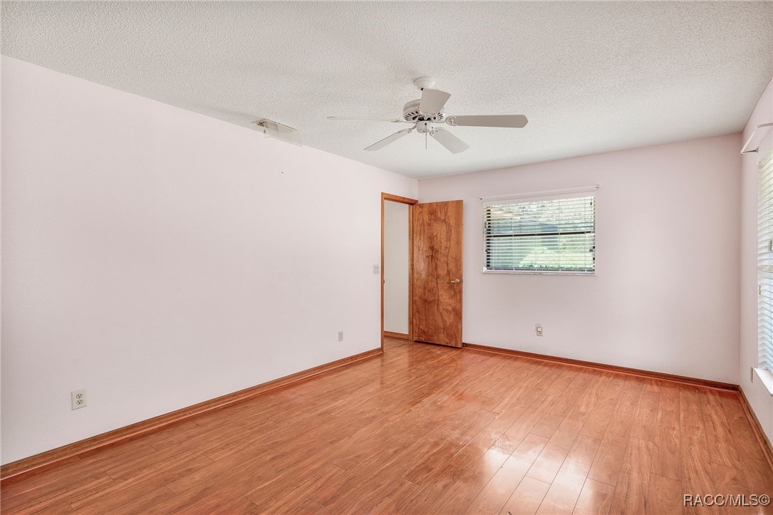 23 Grouse Lane, Levittown, New York image 26