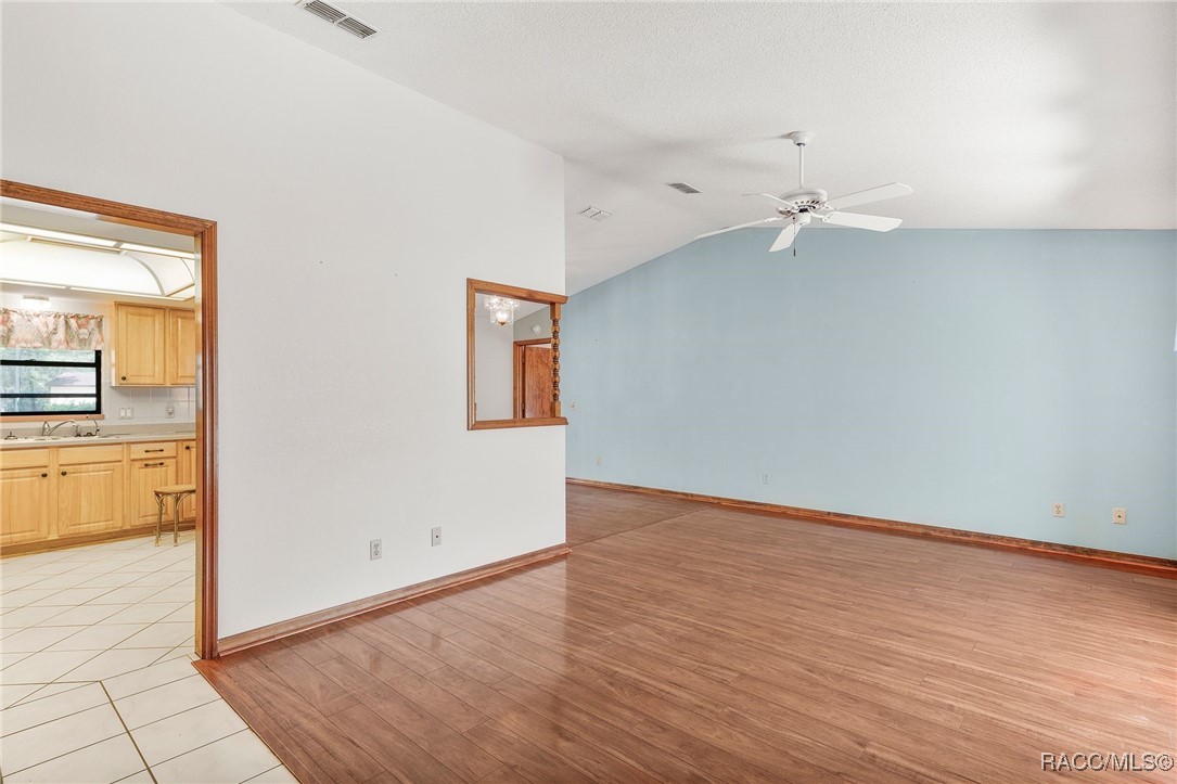 23 Grouse Lane, Levittown, New York image 9