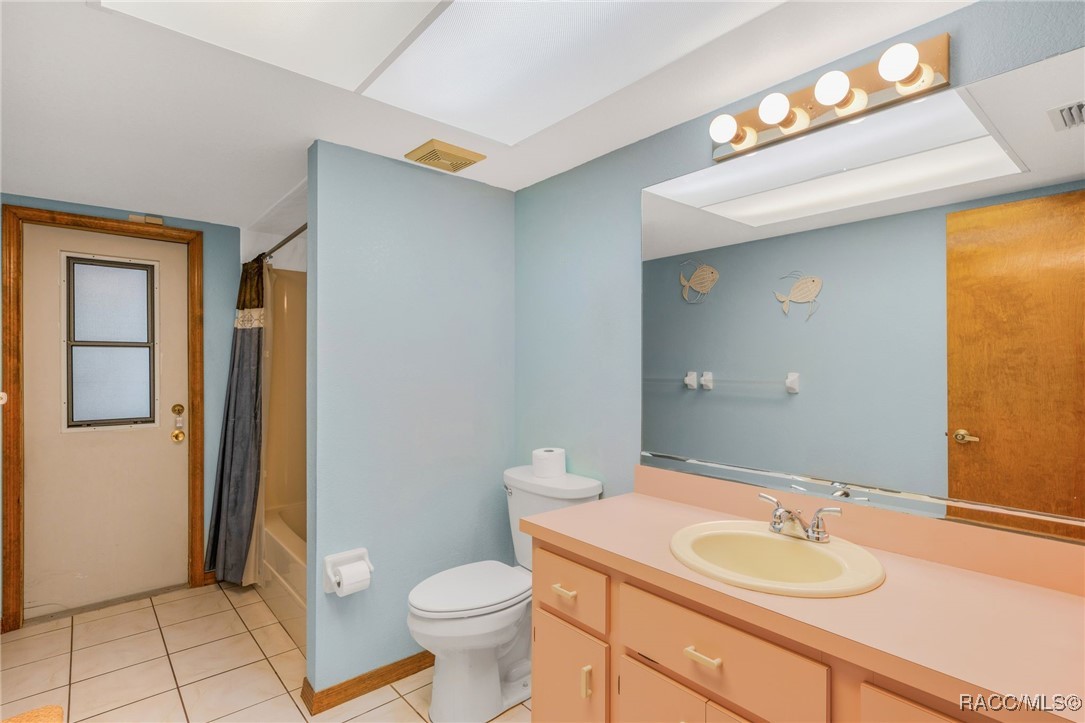 23 Grouse Lane, Levittown, New York image 33