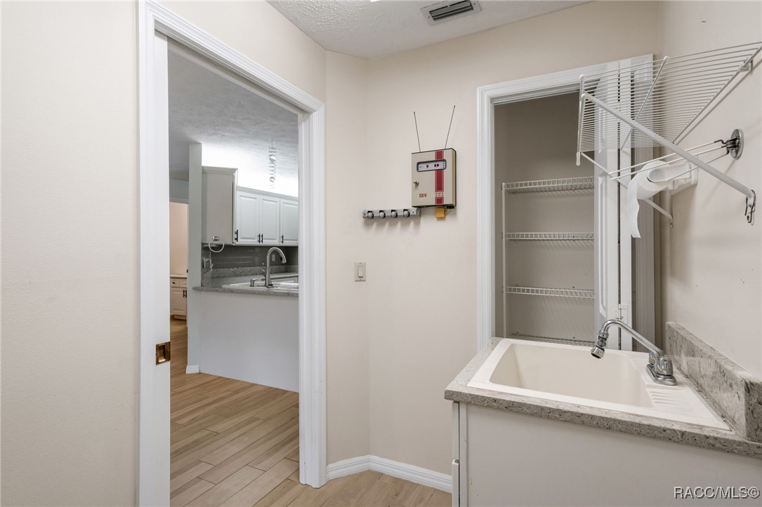 2853 W Sunrise Street, Lecanto, Florida image 33