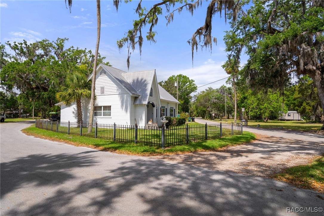 10990 And 11000 W Seminole Place, Homosassa, New York image 7