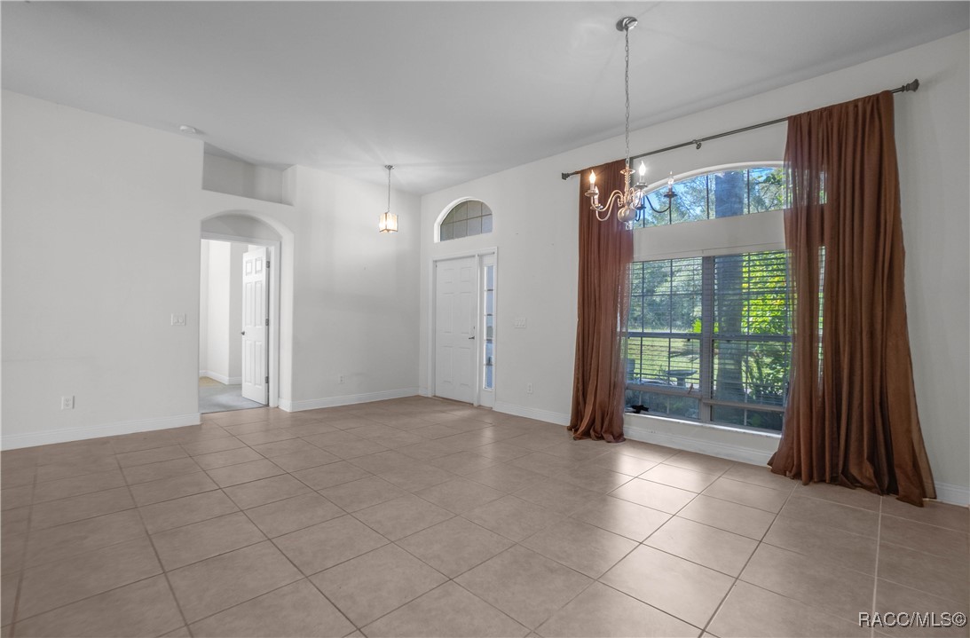 2374 W Magenta Drive, Citrus Springs, Florida image 10