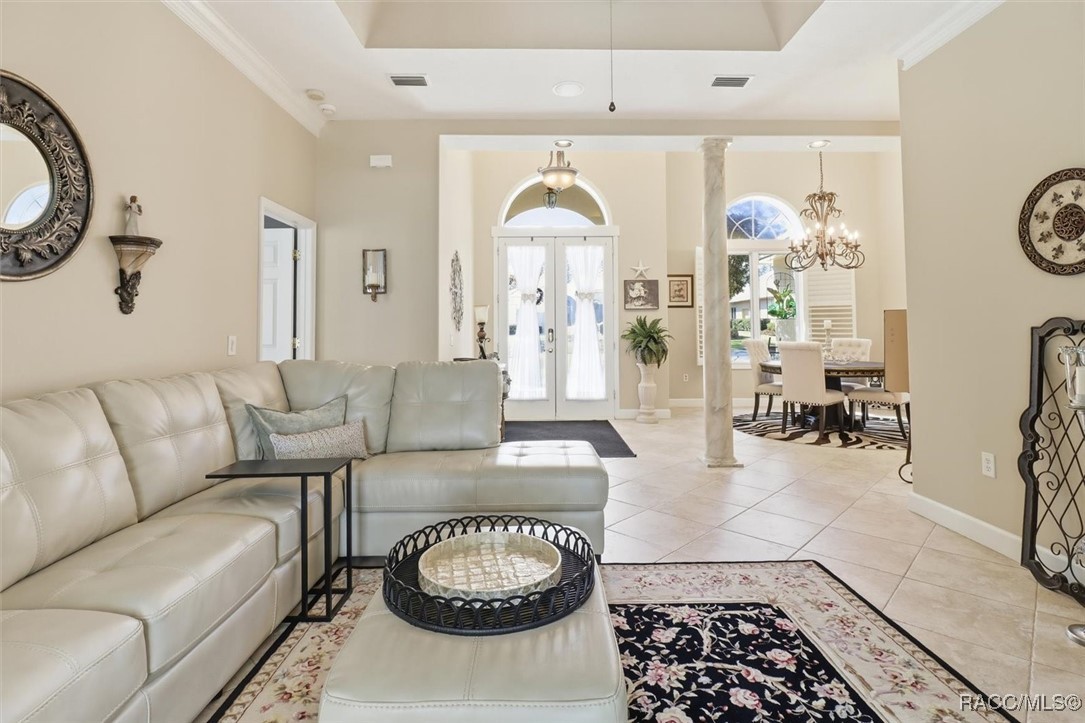 3033 N Caves Valley Path