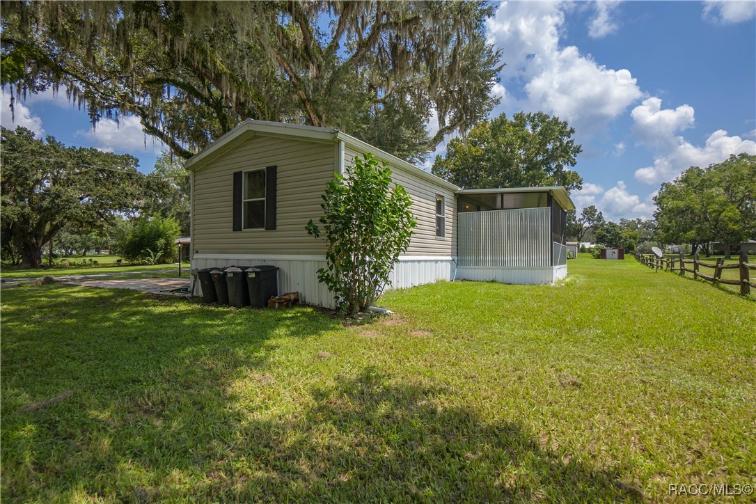 7433 S Baker Avenue, Floral City, Florida image 23