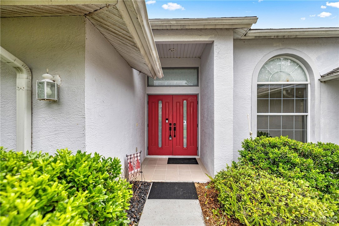645 N Country Club Drive, Crystal River, New York image 7