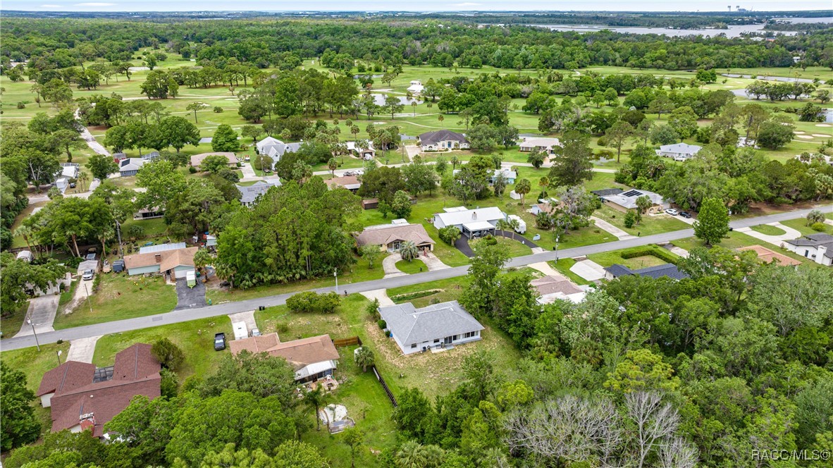 645 N Country Club Drive, Crystal River, New York image 6