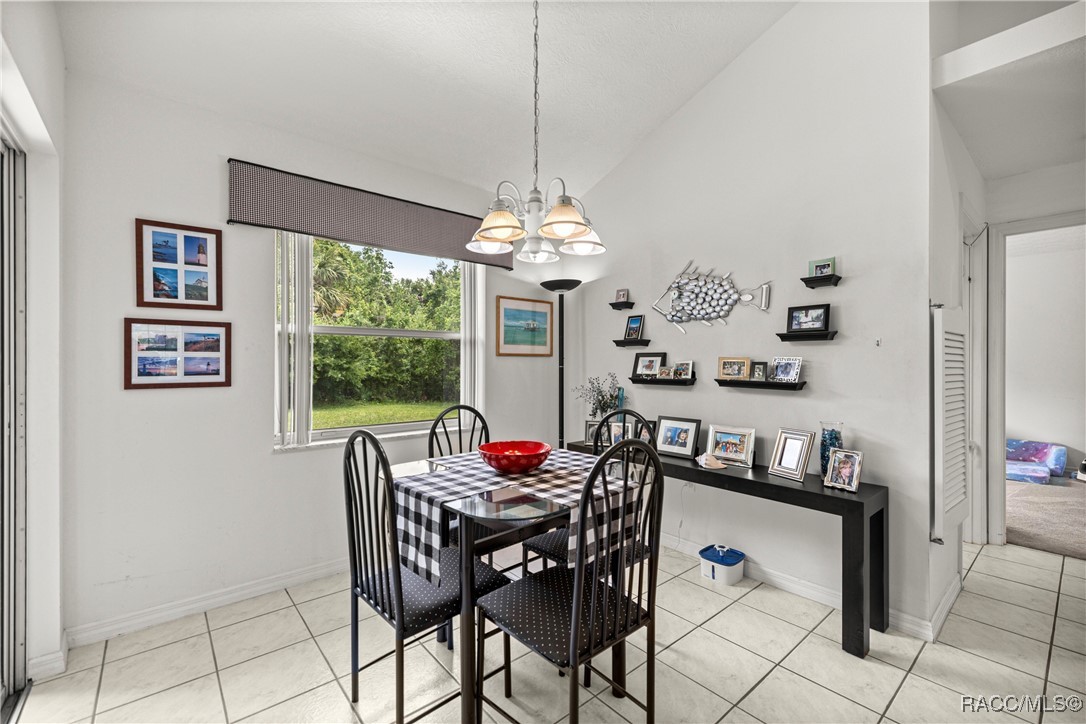 645 N Country Club Drive, Crystal River, New York image 13