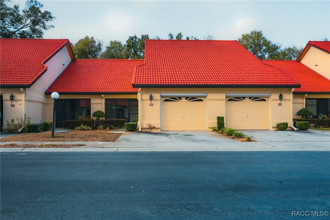 2086 Forest Drive, Inverness, Florida image 3