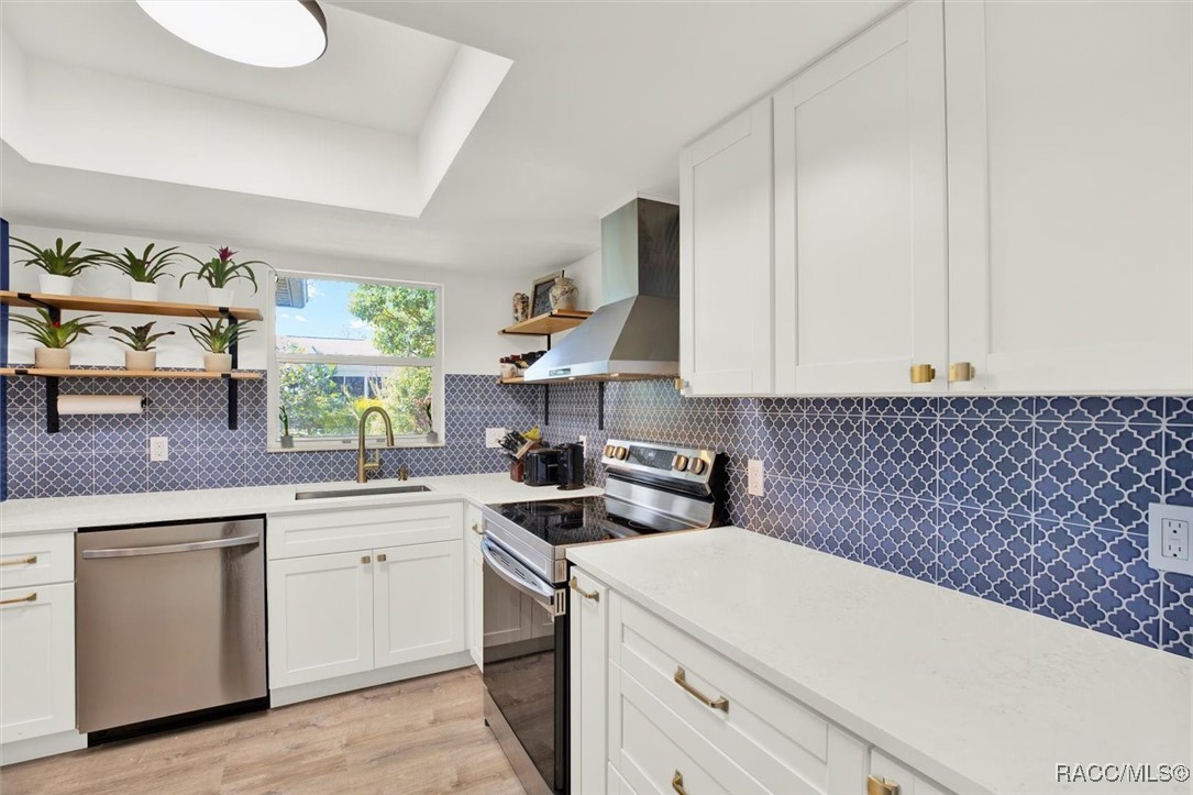 9138 Millers Pond Avenue, New Port Richey, Florida image 10