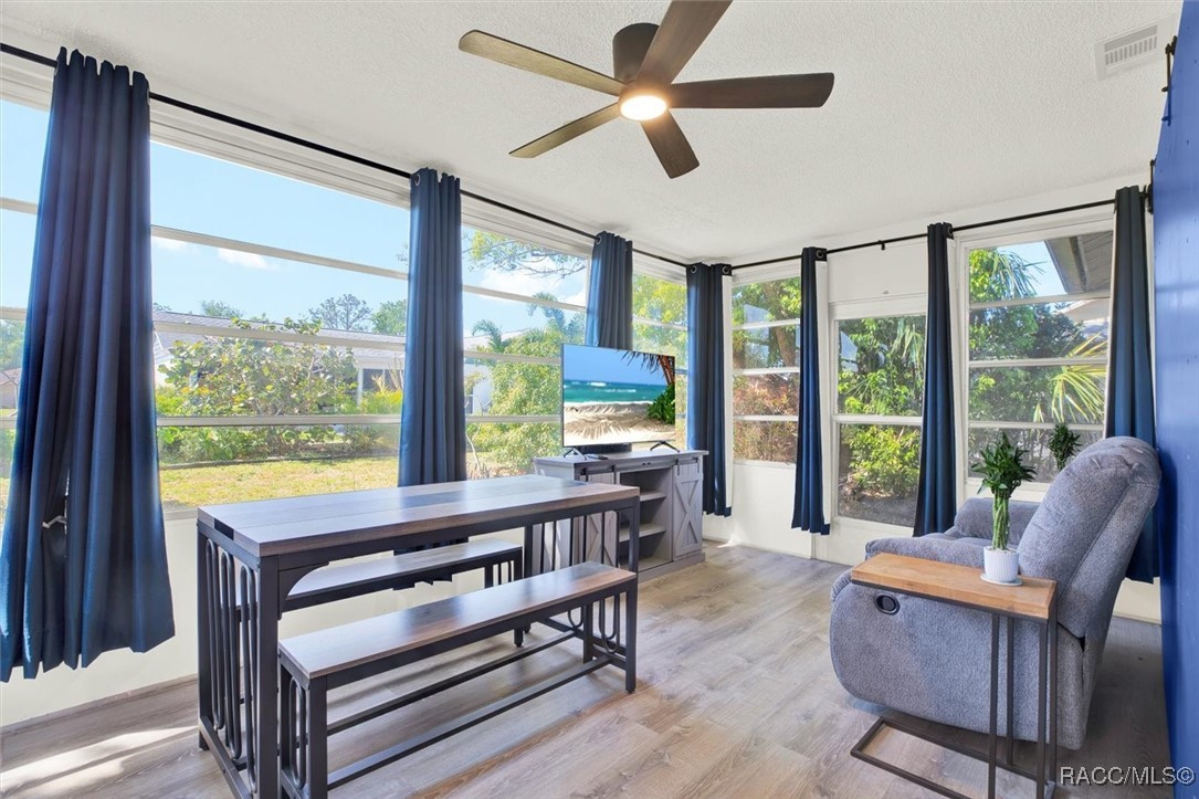 9138 Millers Pond Avenue, New Port Richey, Florida image 12