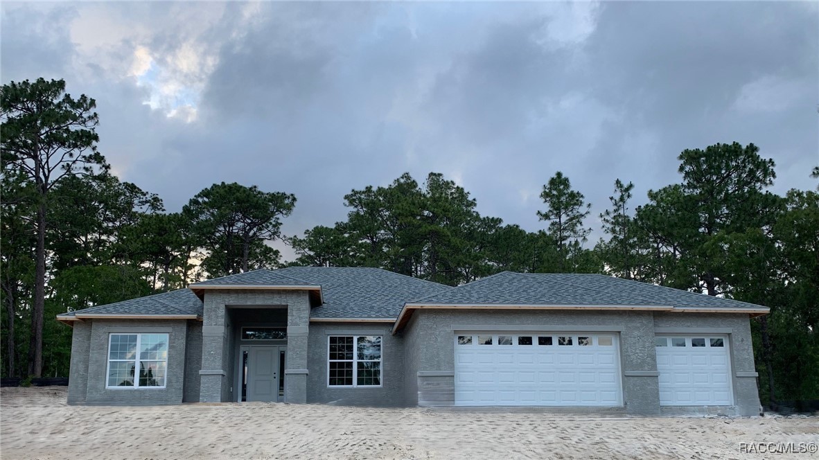 2751 W Mesa Verde Drive