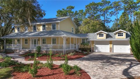 A home in Dunnellon