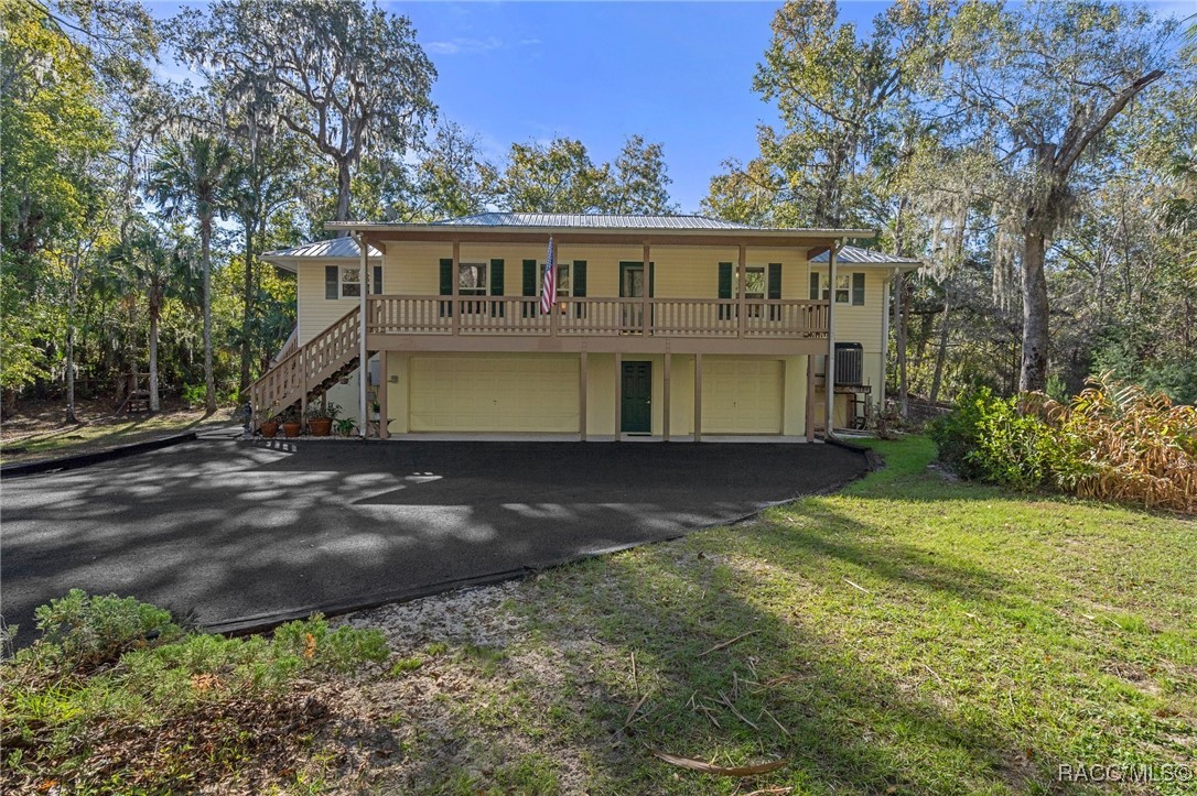 18 Winding River Lane, Inglis, Florida image 1