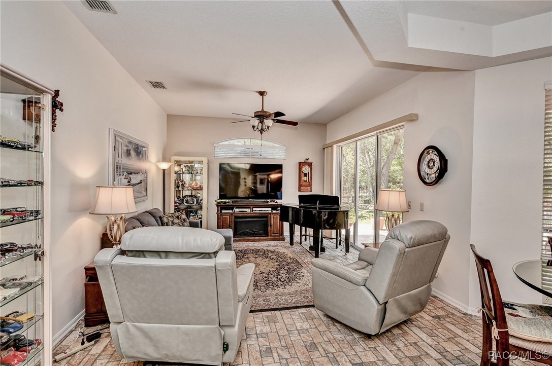 8 Black Willow Drive, Homosassa, Florida image 15