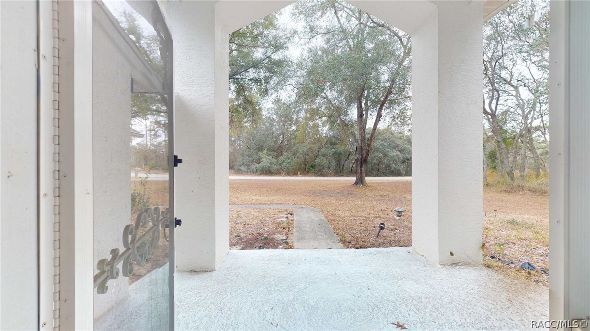 1977 W La Bonte Circle