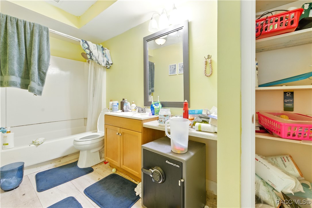 577 Waterfall Drive, Spring Hill, New York image 35