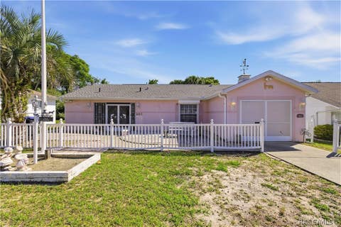 Homes For Sale - 905 W Starjasmine Place<br/> Beverly Hills, FL 34465