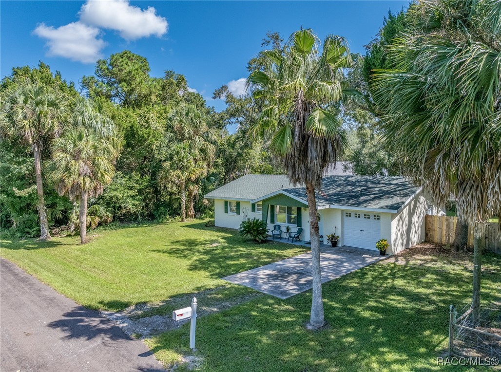 1075 N Fan Palm Point, Crystal River, Florida image 1