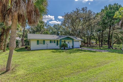 A home in Crystal River