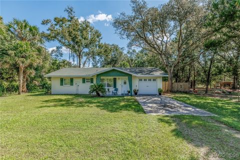 A home in Crystal River