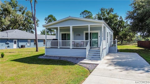 Mobile Home For Sale - 7962 W Riverbend Road<br/> Citrus County, Crystal River, FL 34428