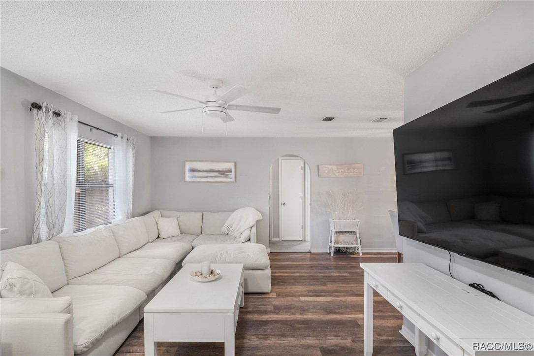 Citrus Springs, Florida 34434, United States, 2 Bedrooms Bedrooms, ,2 BathroomsBathrooms,Residential,Active,156361