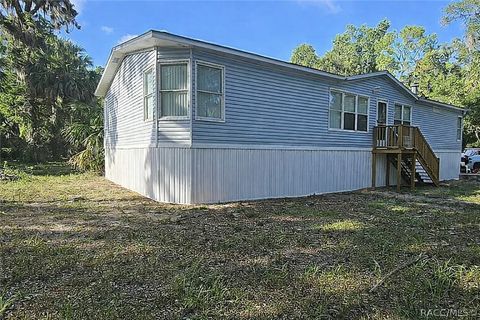 Mobile Home For Sale - 11259 W Yellow Oak Lane<br/> Crystal River, FL 34428