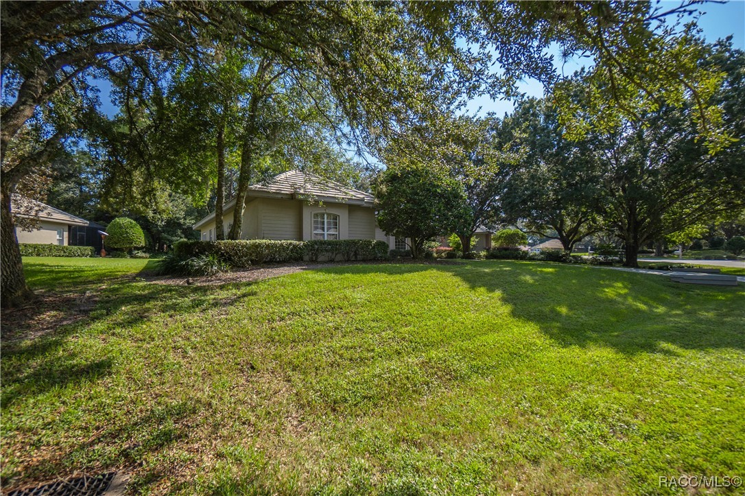 3086 N Barton Creek Circle, Lecanto, Florida image 5