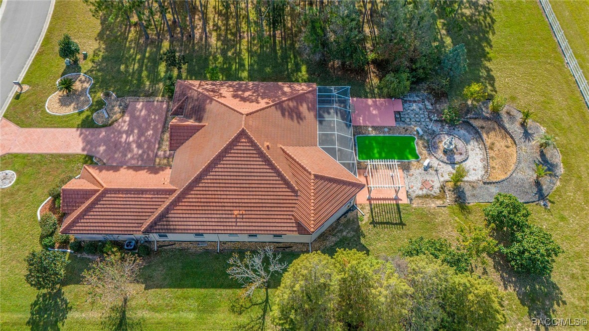 1417 E Seattle Slew Circle