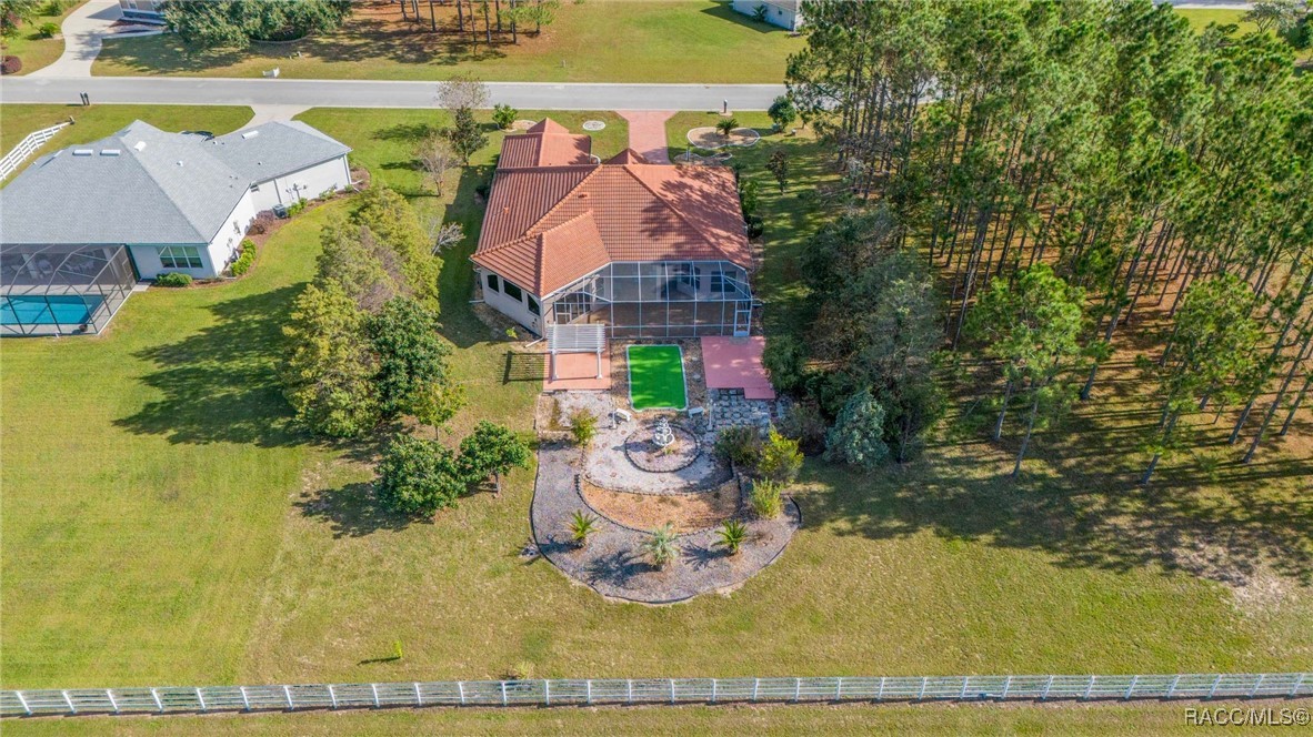 1417 E Seattle Slew Circle