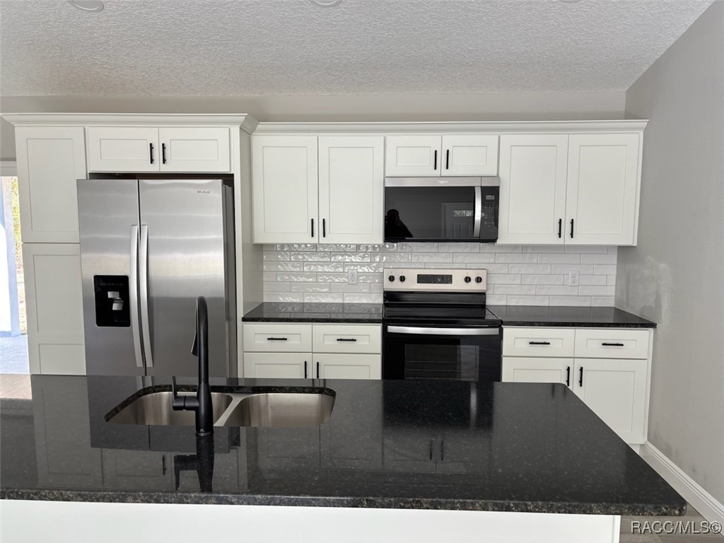 6632 N Glacier Terrace, Citrus Springs, Florida image 14